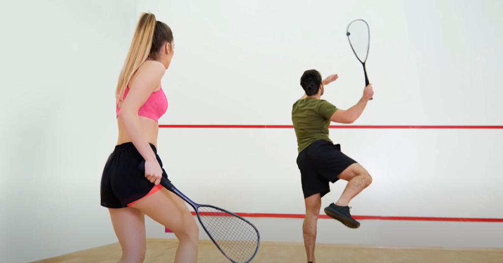 Is squash and racquetball the same game